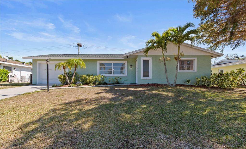 6725 Roxbury Drive - Photo 1