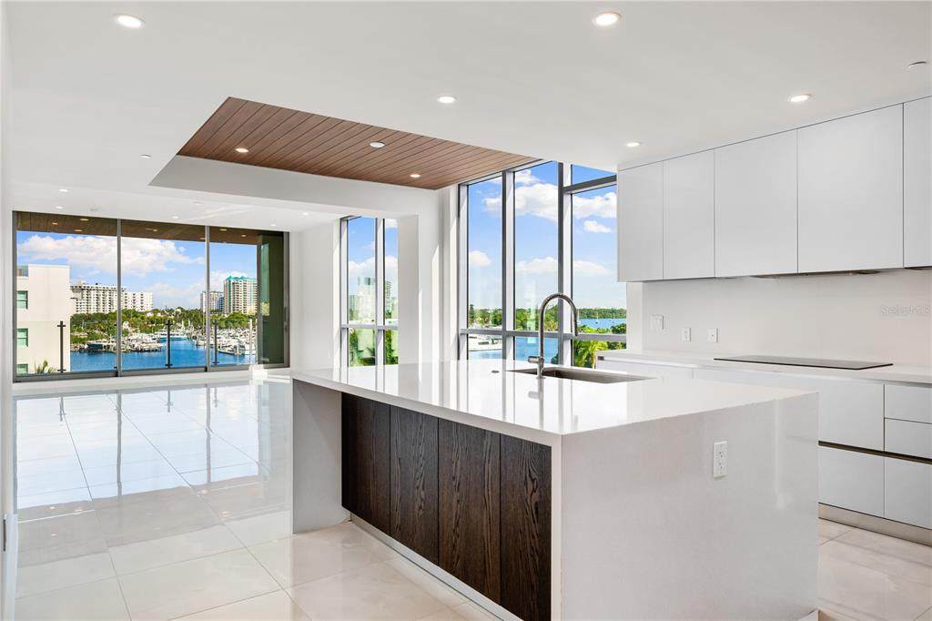 111 Golden Gate - Photo 1