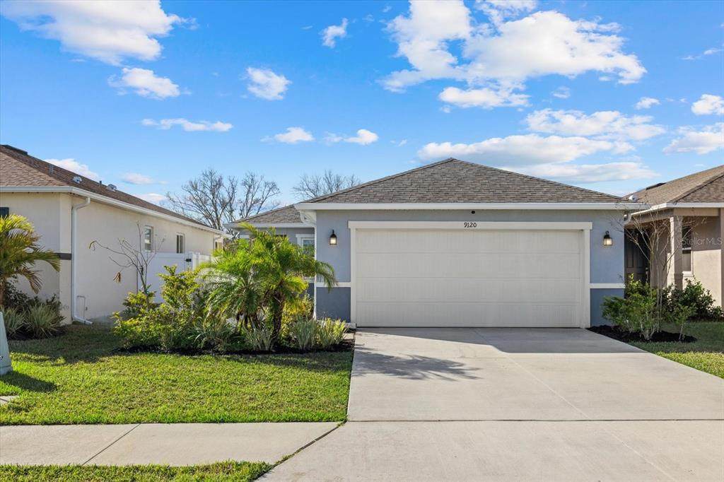 9120 Sandy Bluffs Circle - Photo 1