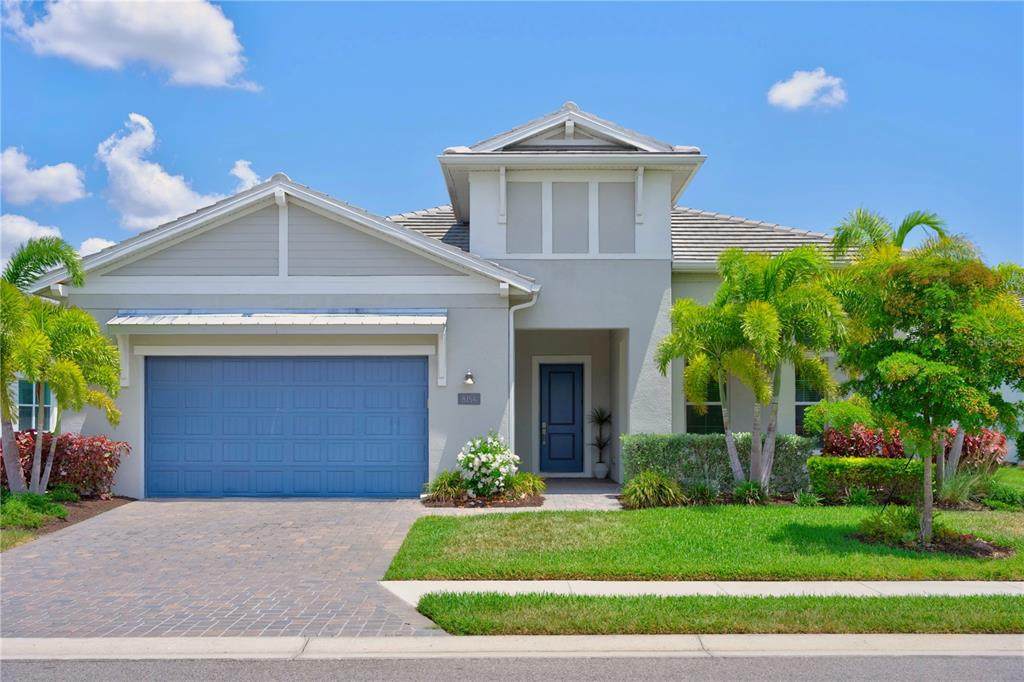 8154 Redonda Loop - Photo 1