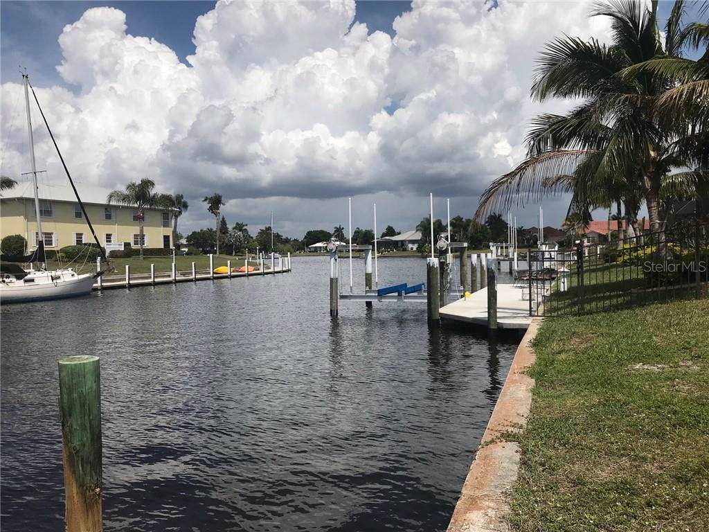 1438 Casey Key Drive - Photo 1