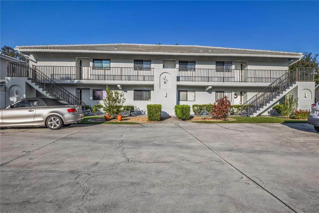 1211 Saxony Circle - Photo 1