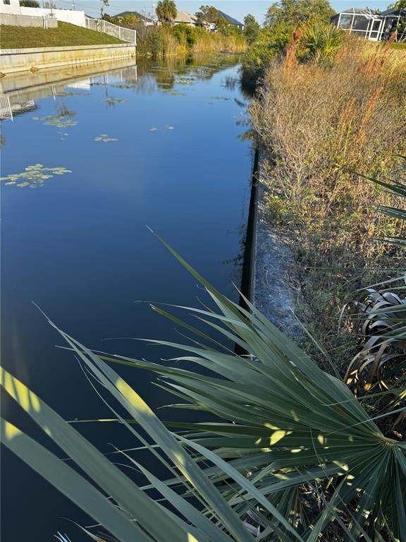 1715 13TH Terrace - Photo 1