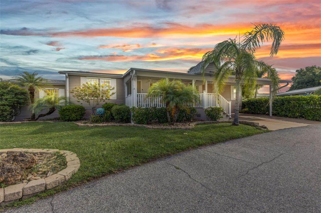 2100 Kings Highway - Photo 1