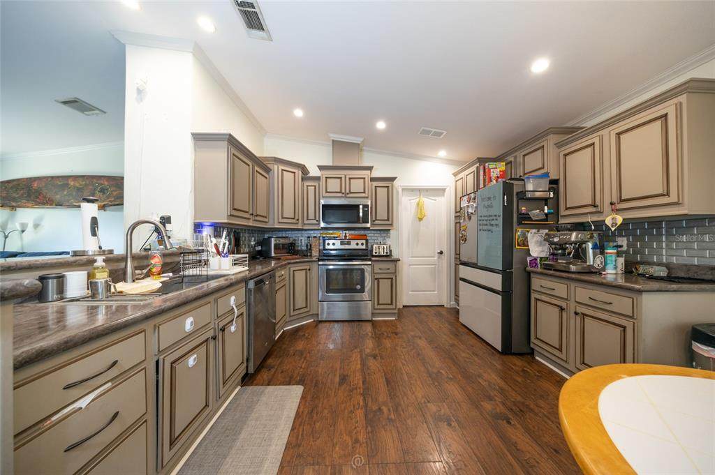 13 Magnolia Road - Photo 1