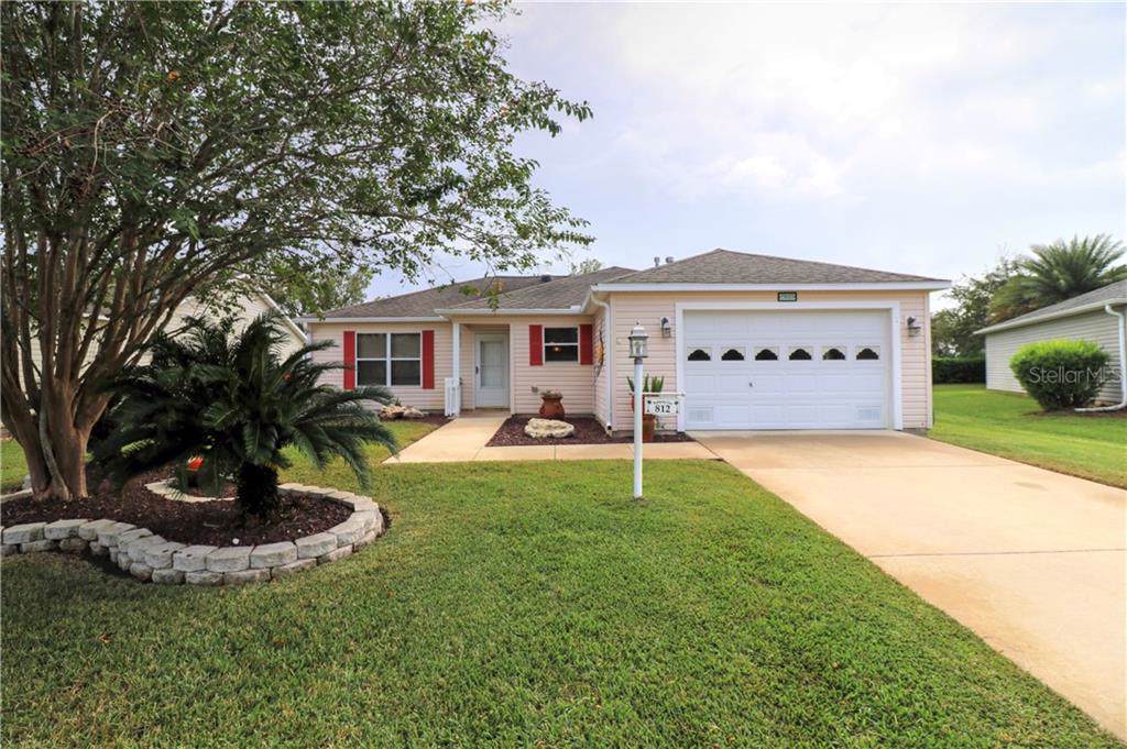 812 Evelynton Loop - Photo 1
