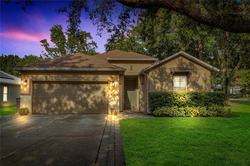 446 Vicks Landing Drive - Photo 1