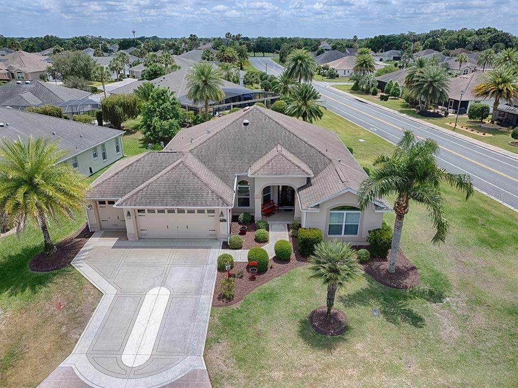 1751 Ashwood Run - Photo 1