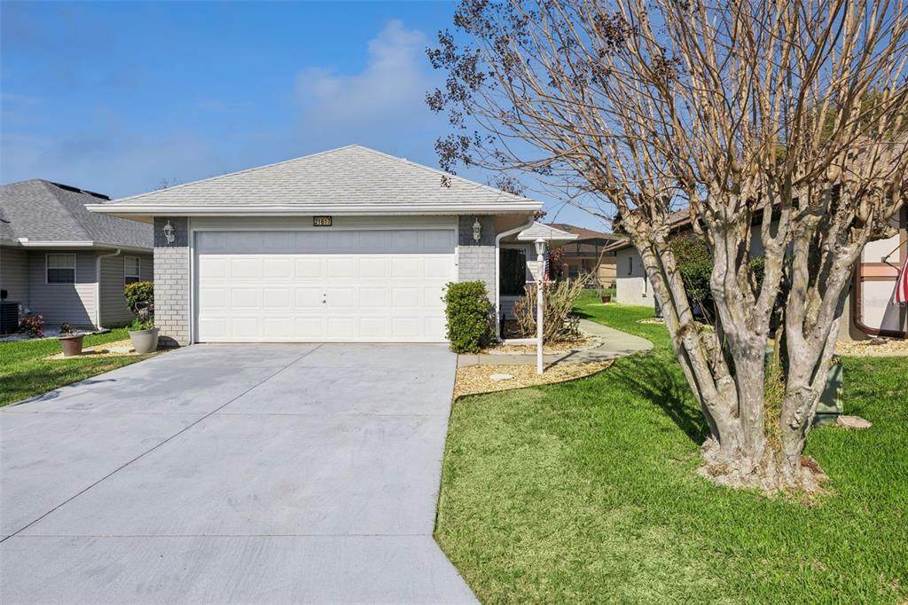 21617 Queen Elizabeth Court - Photo 1