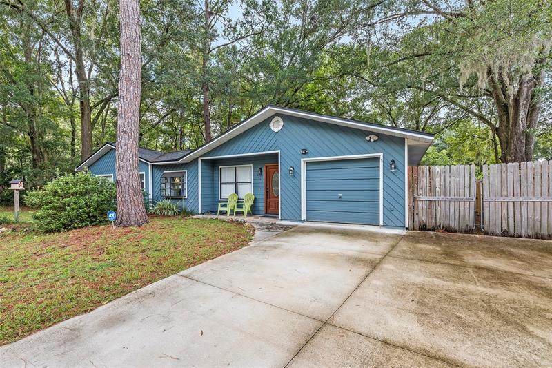5213 75TH Terrace - Photo 1