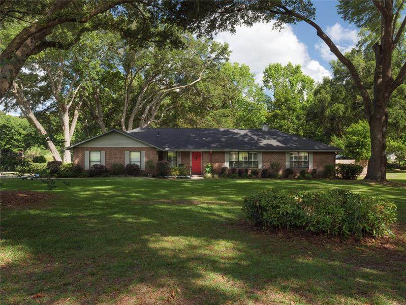 607 28TH Way - Photo 1
