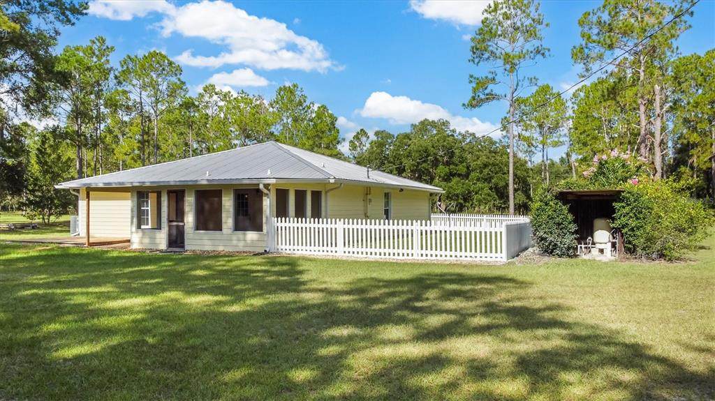 17925 49TH Place - Photo 1