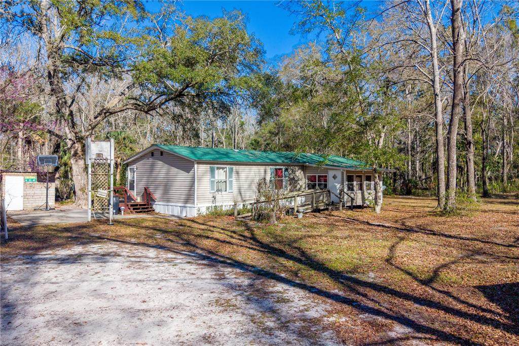 383 355TH Avenue - Photo 1