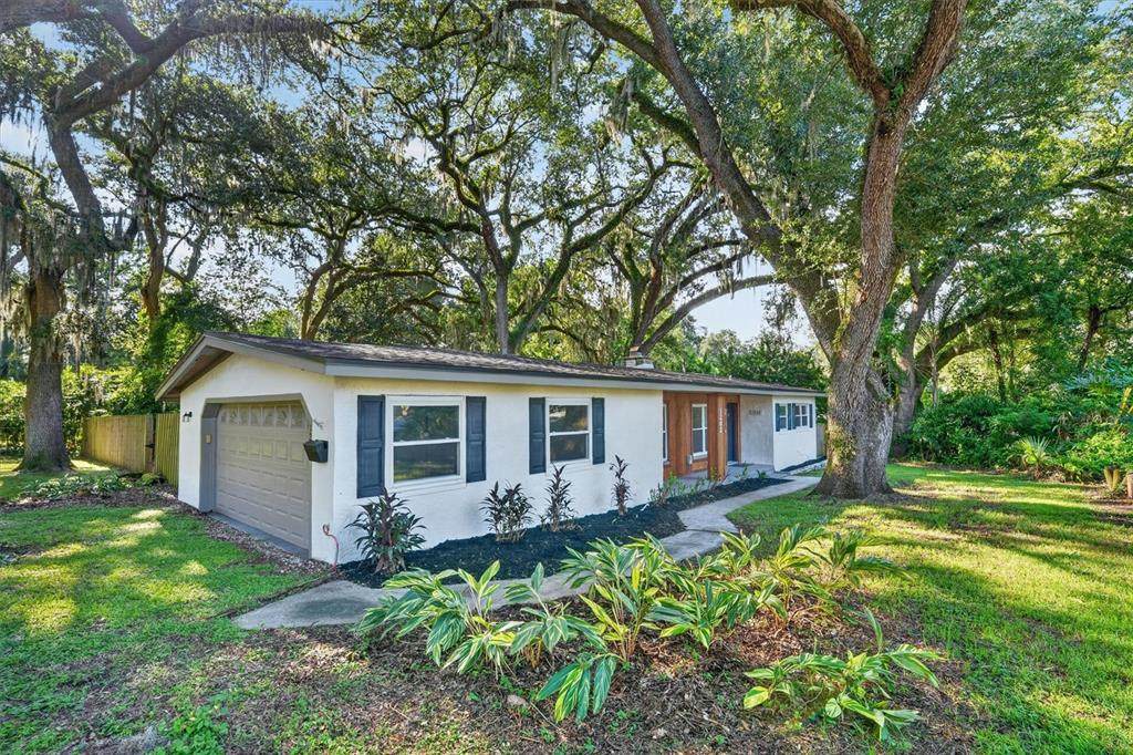 1202 Oranole Road - Photo 1