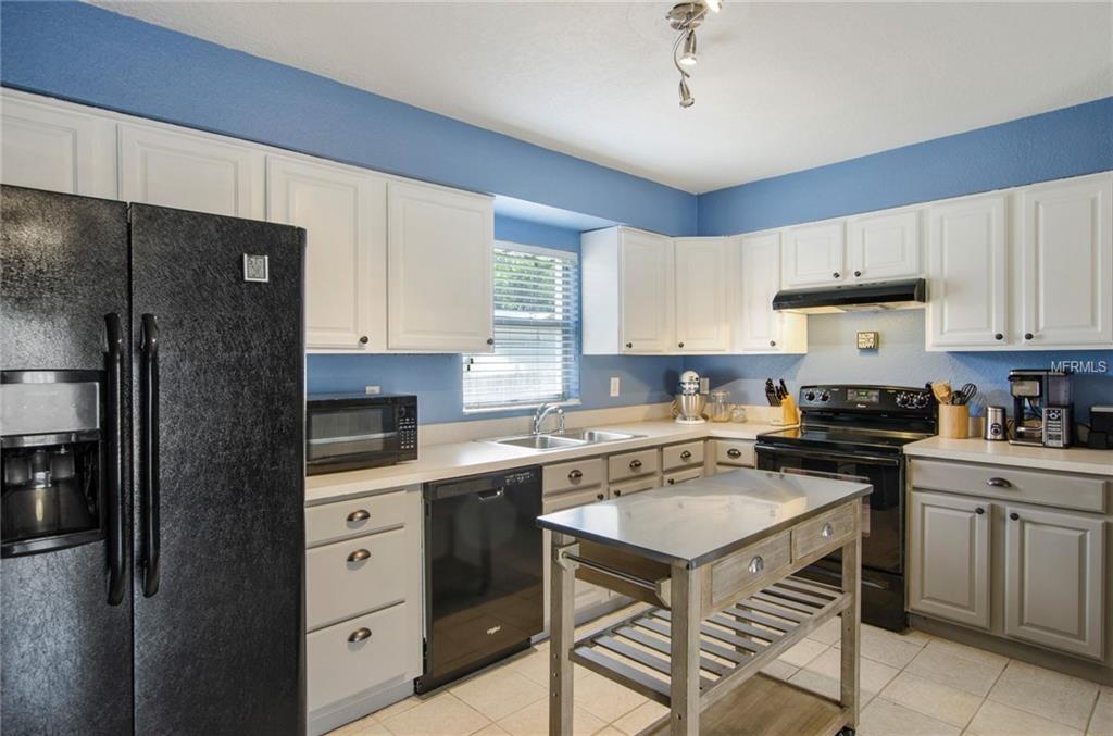 410 Flora Street - Photo 1