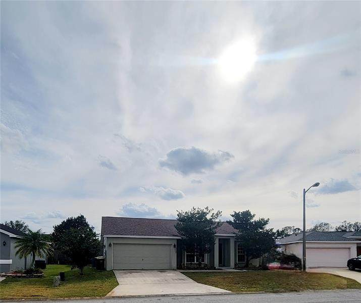 2823 Stonewood Circle - Photo 1