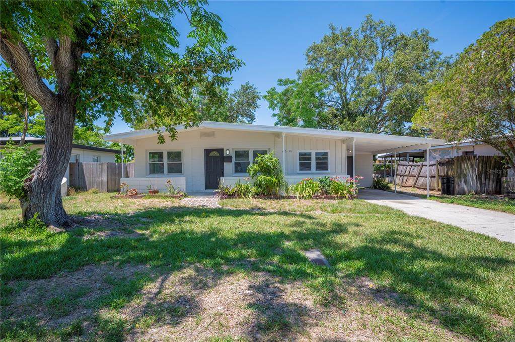 6011 67TH Avenue - Photo 1