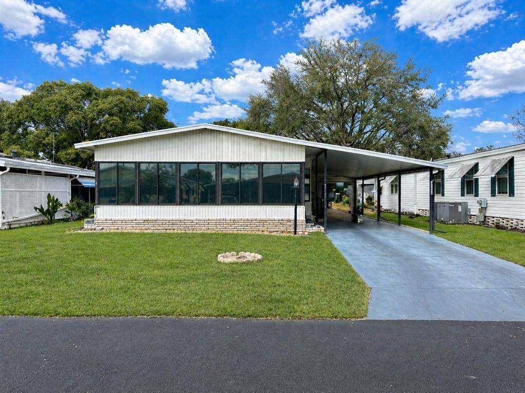 6081 Southern Oaks Drive - Photo 1