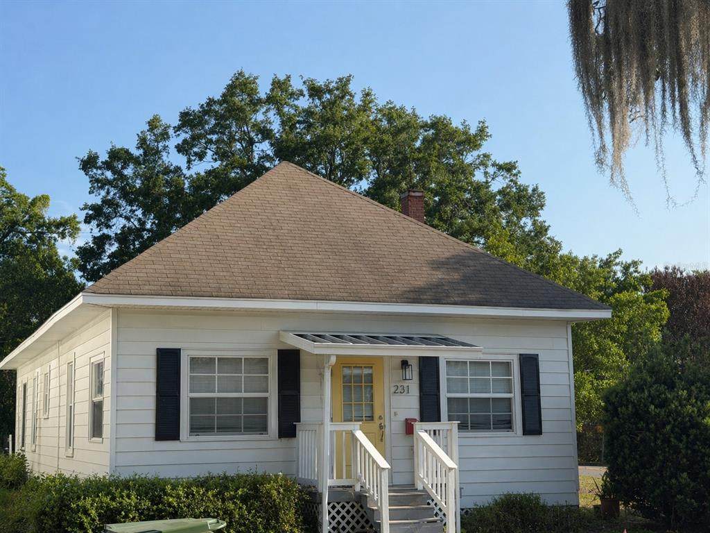 231 Avenue A - Photo 1