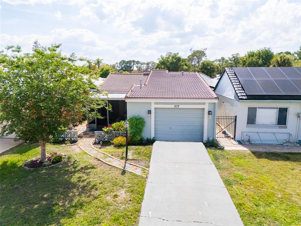 277 Mariposa - Photo 1