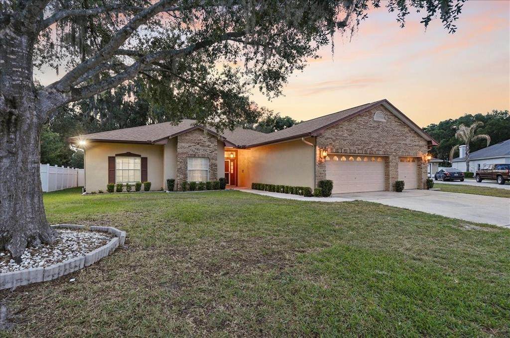 448 Lake Harris Drive - Photo 1