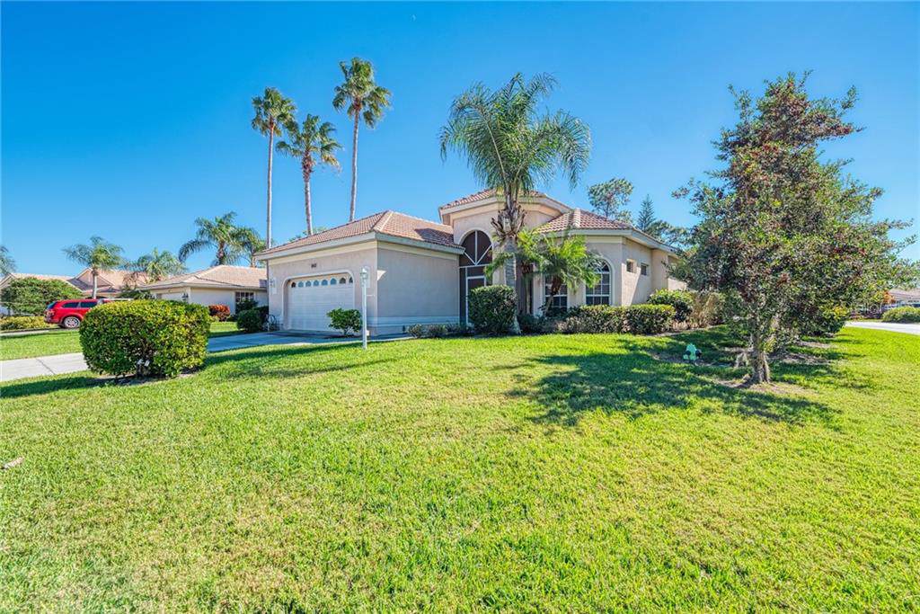 8401 Gateway Court - Photo 1