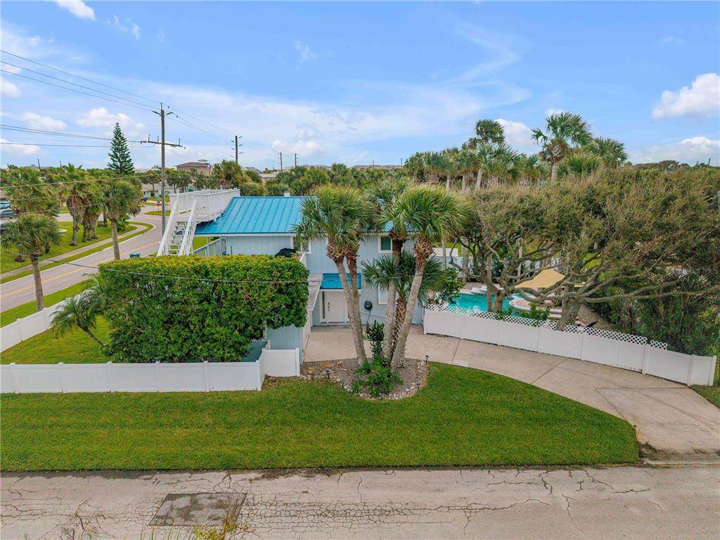 4700 Saxon Drive - Photo 1