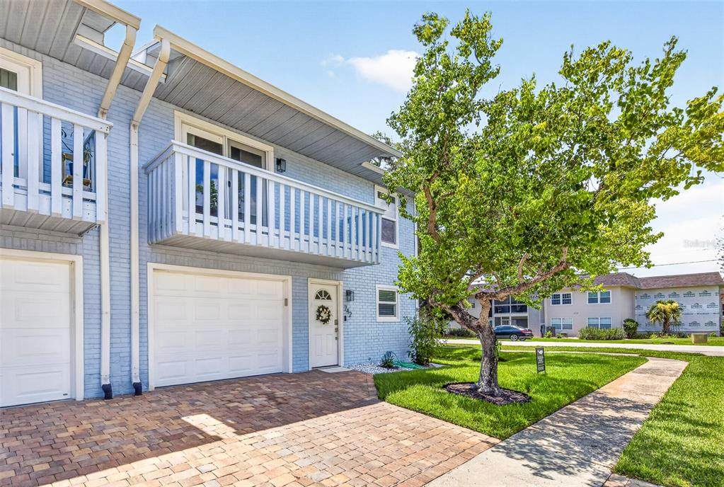 742 Laurel Bay Circle - Photo 1