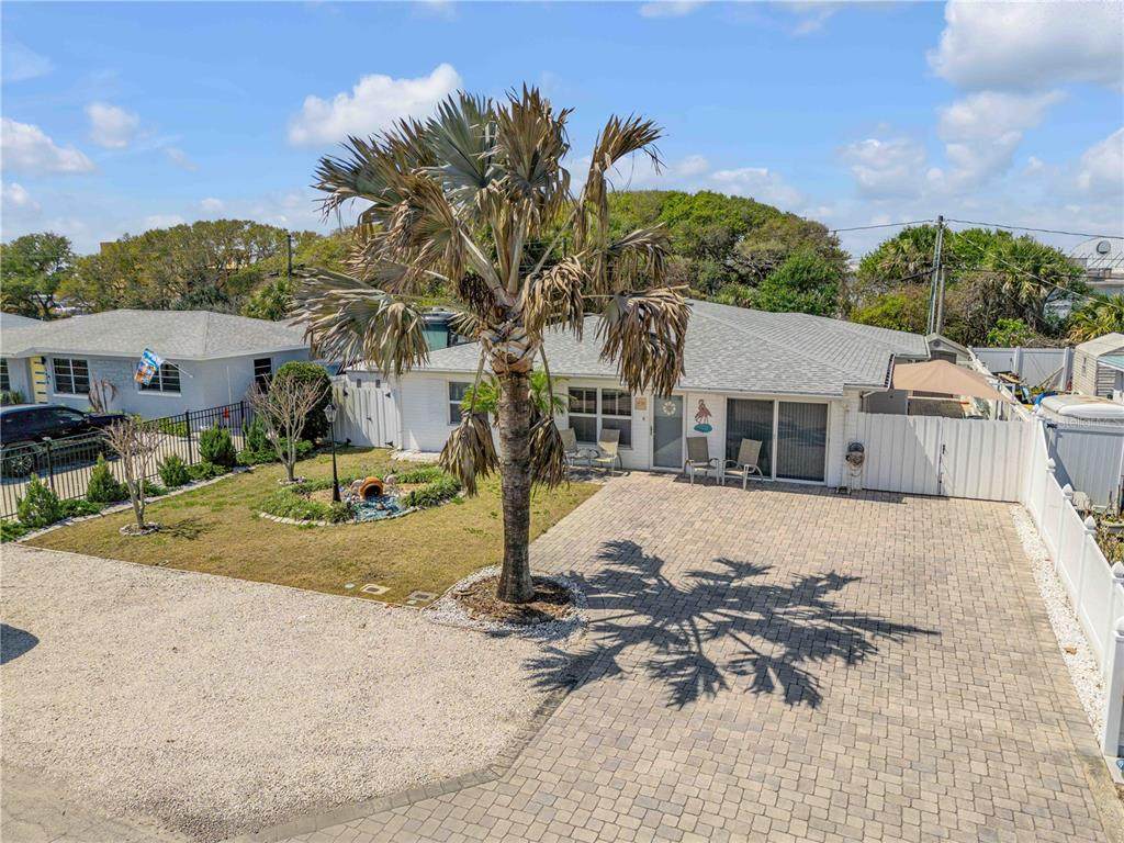 1416 Southard Avenue - Photo 1