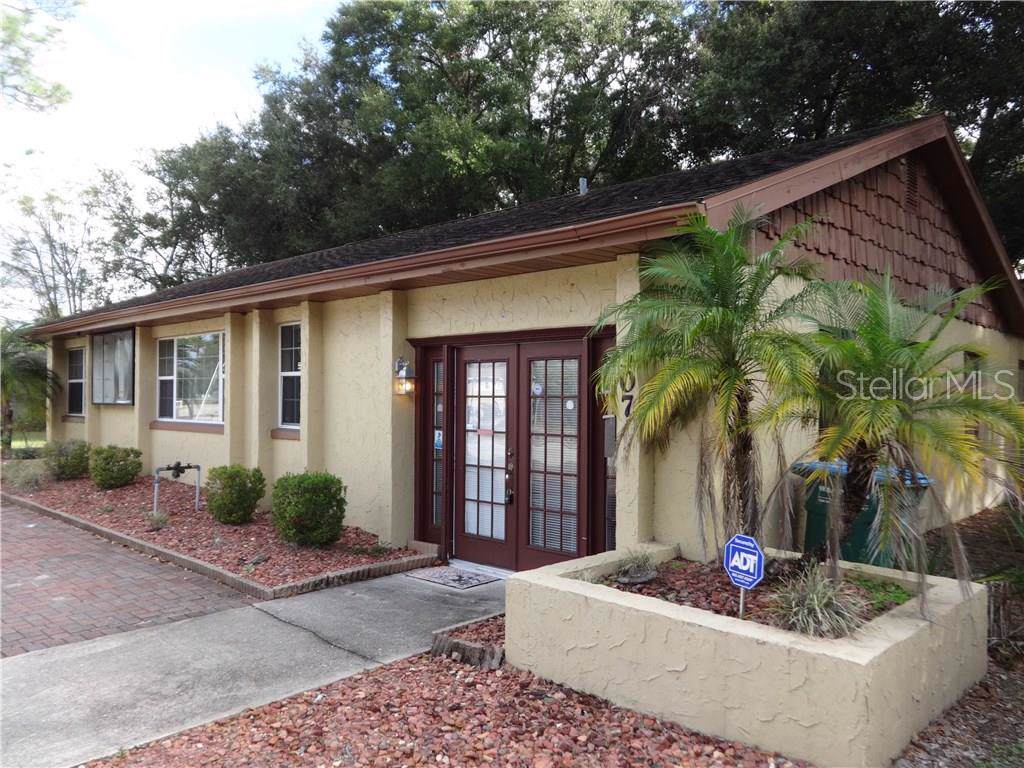507 East Street - Photo 1