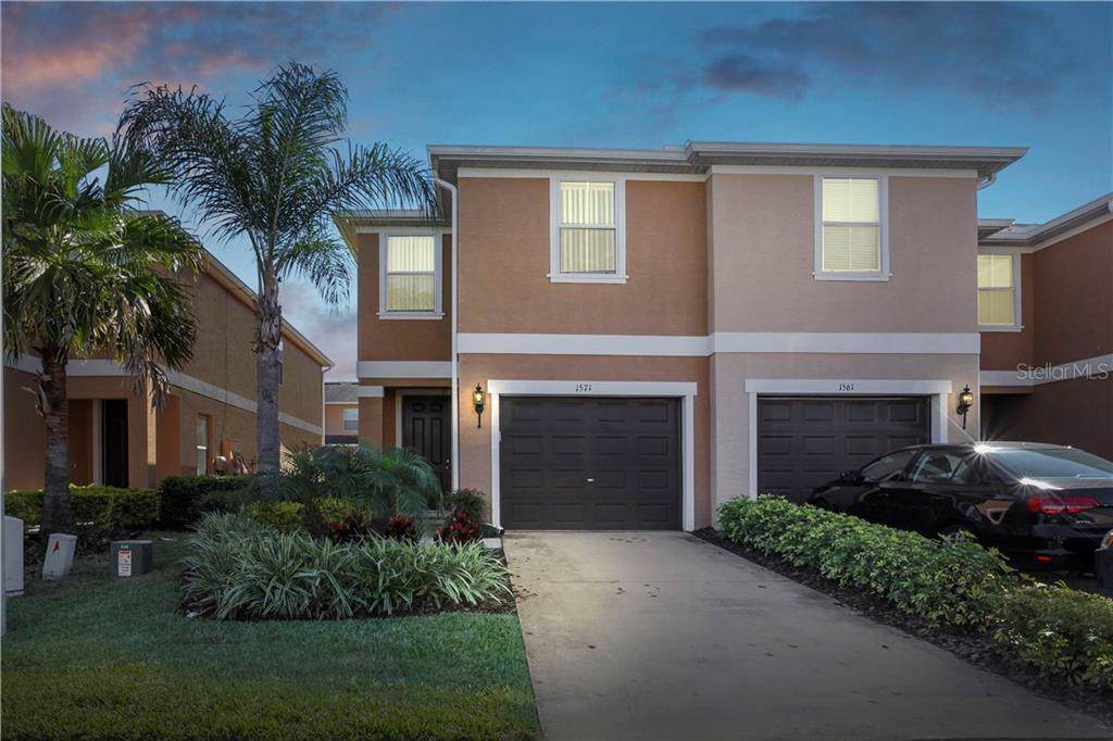 1571 Chelsea Drive - Photo 1