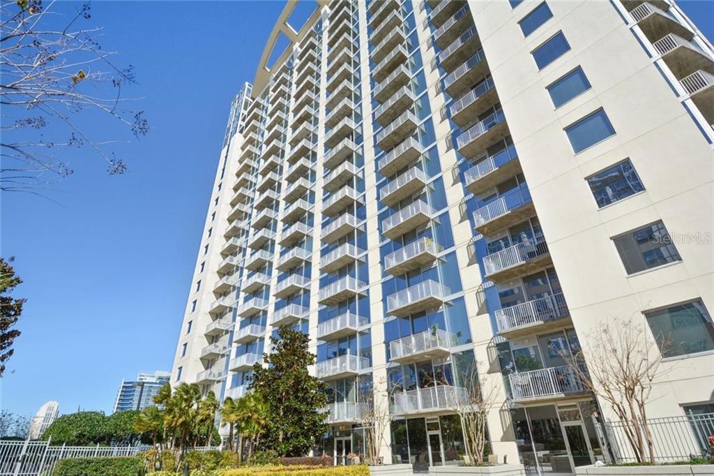 155 Court Avenue - Photo 1