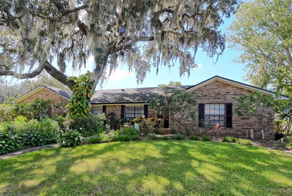 406 April Lane - Photo 1