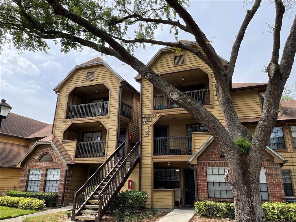 385 Woodside Drive - Photo 1