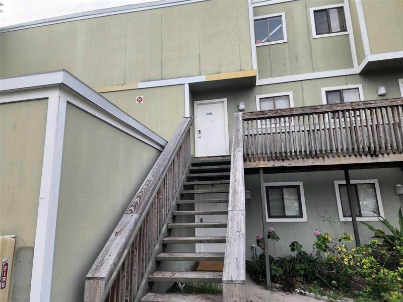 126 Scottsdale Square - Photo 1