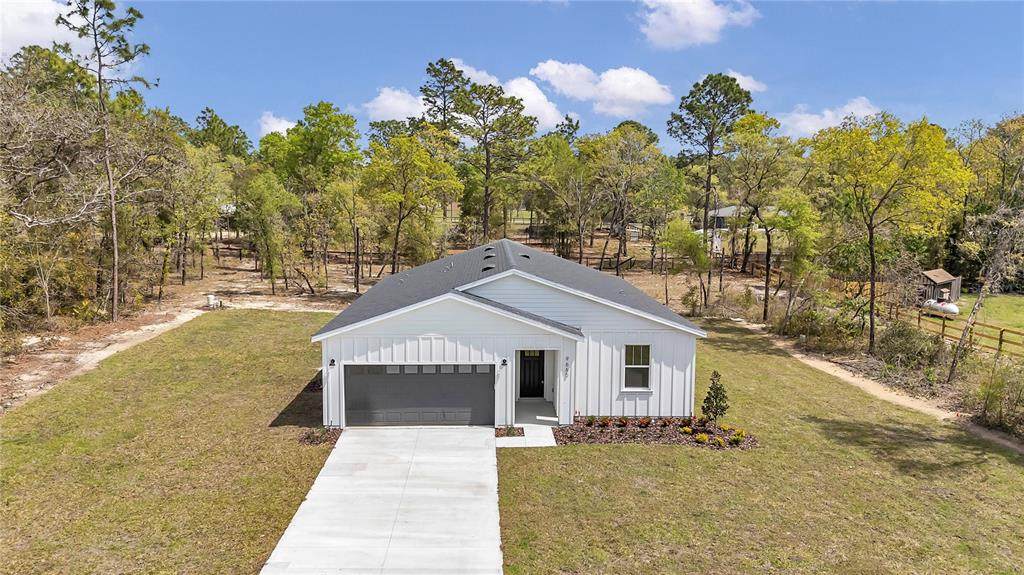 9665 125 Terrace - Photo 1