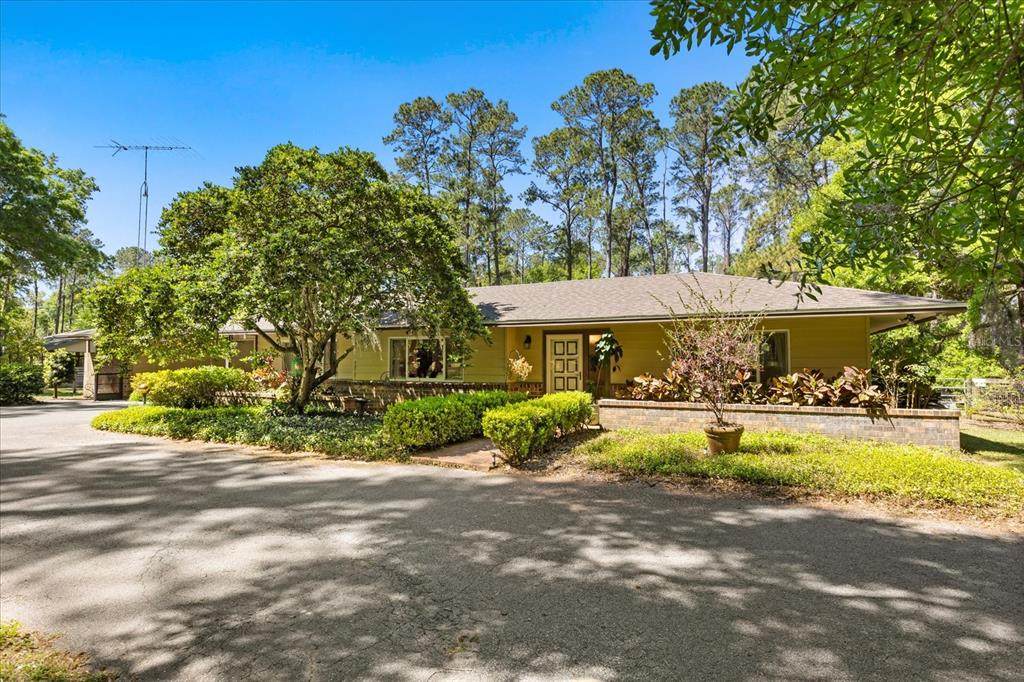 11160 47TH Avenue - Photo 1