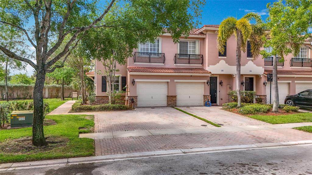 294 Las Brisas Circle - Photo 1
