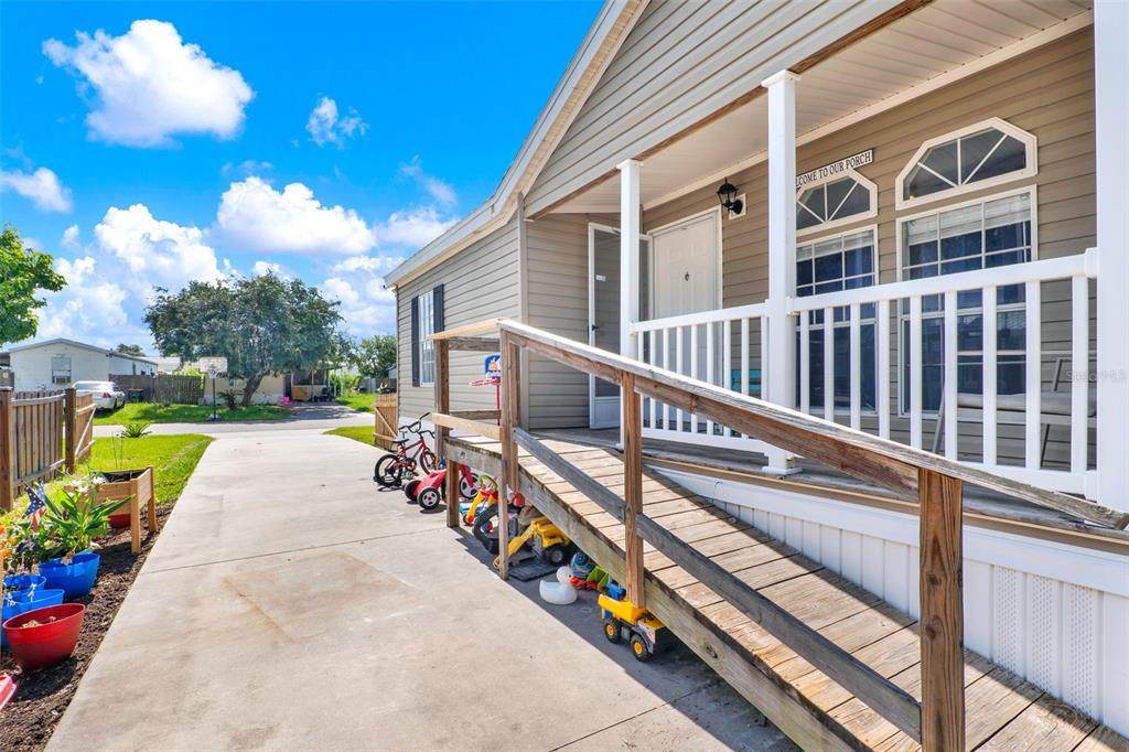 4 Cayman Circle - Photo 1