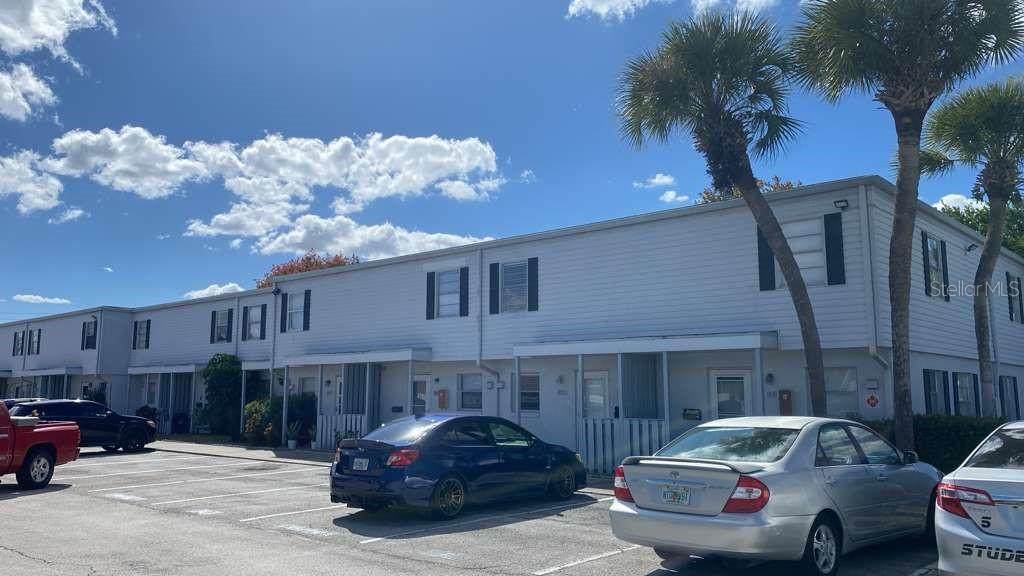 1820 Amberly Avenue - Photo 1