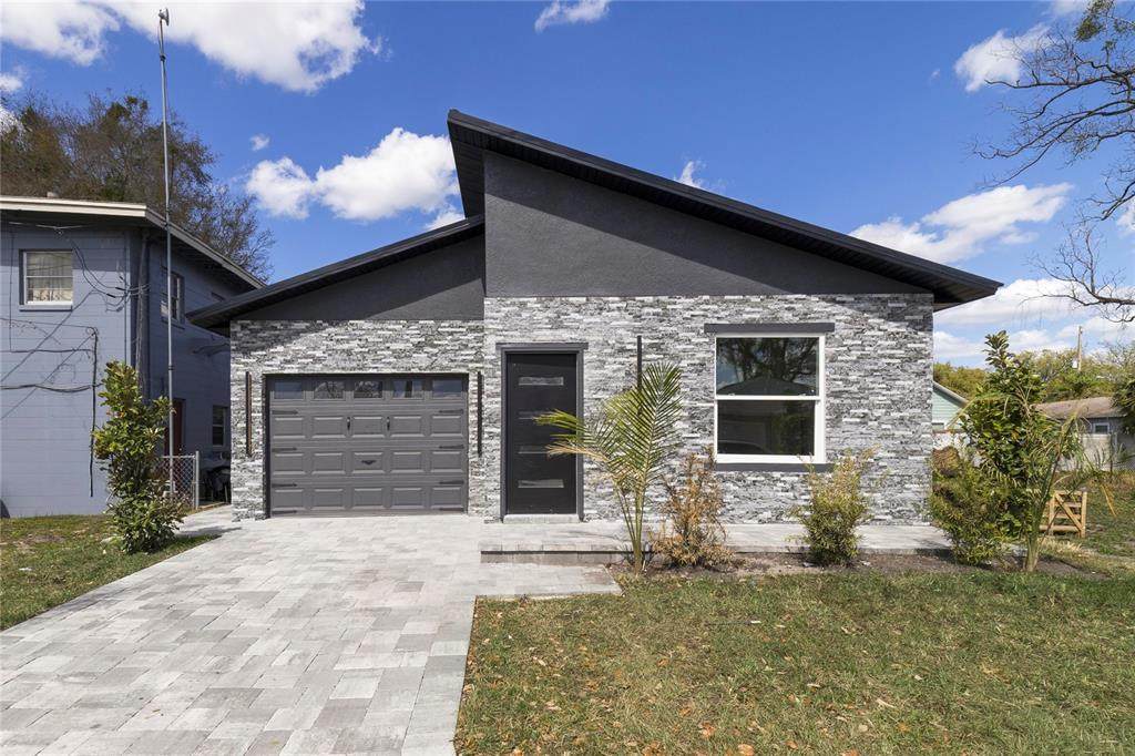 1013 Randall Street - Photo 1