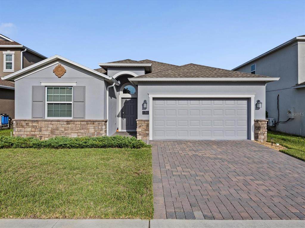 514 Brunswick Drive - Photo 1