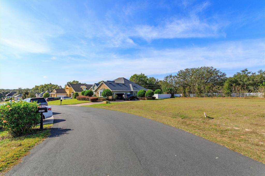 1004 Myrtle Breezes Court - Photo 1