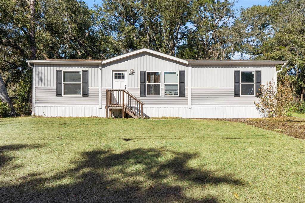 231 Tropic Avenue - Photo 1
