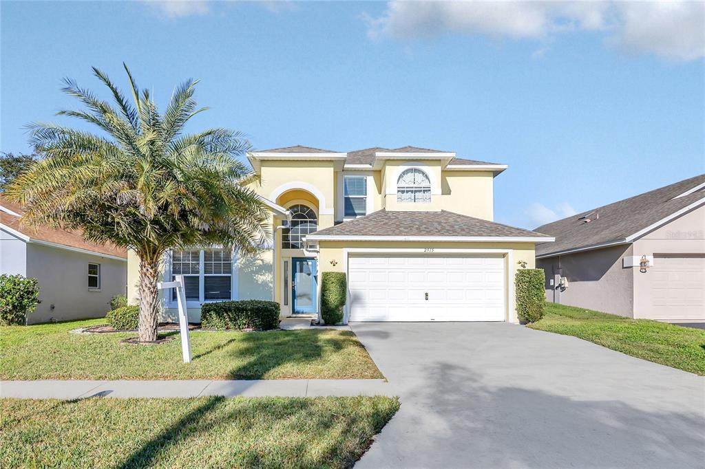 2915 Blooming Alamanda Loop - Photo 1