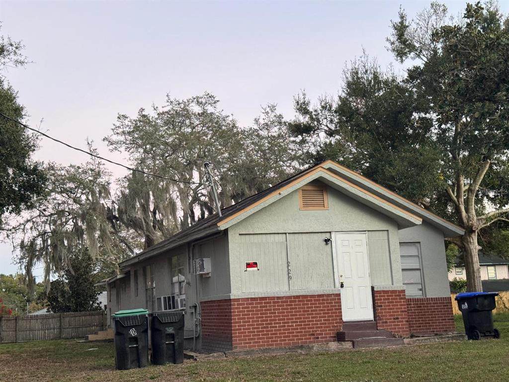 229 Candler Avenue - Photo 1