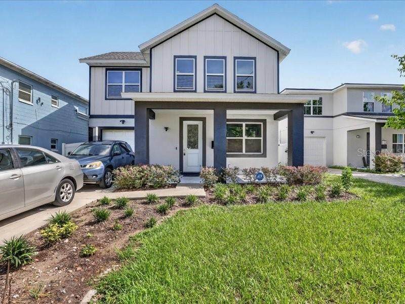 909 Randall Street - Photo 1