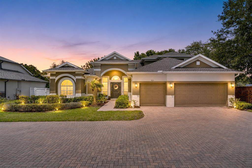925 Bainbridge Loop - Photo 1