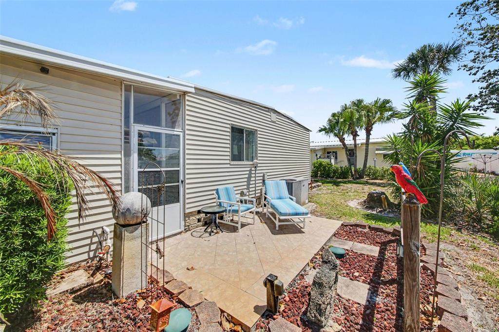 732 Dove Avenue - Photo 1