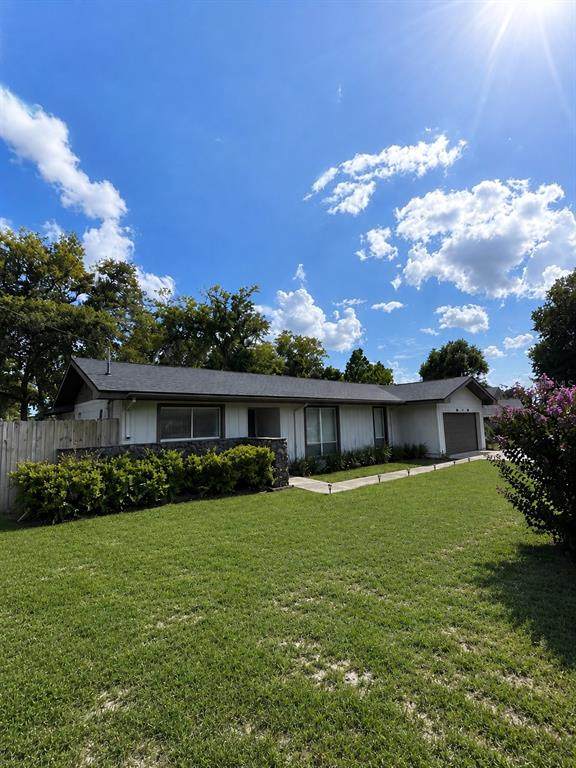 2746 Mendelin Street - Photo 1